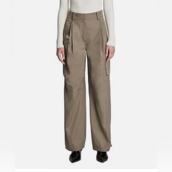 LVIR pleated high rise cargo pants nwt - Picture 3 of 4